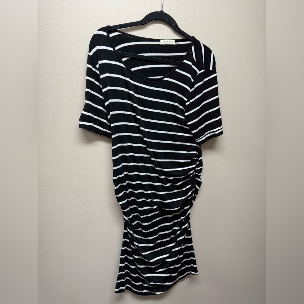 LK Luv Black and White bodycon Striped Dress
Size L